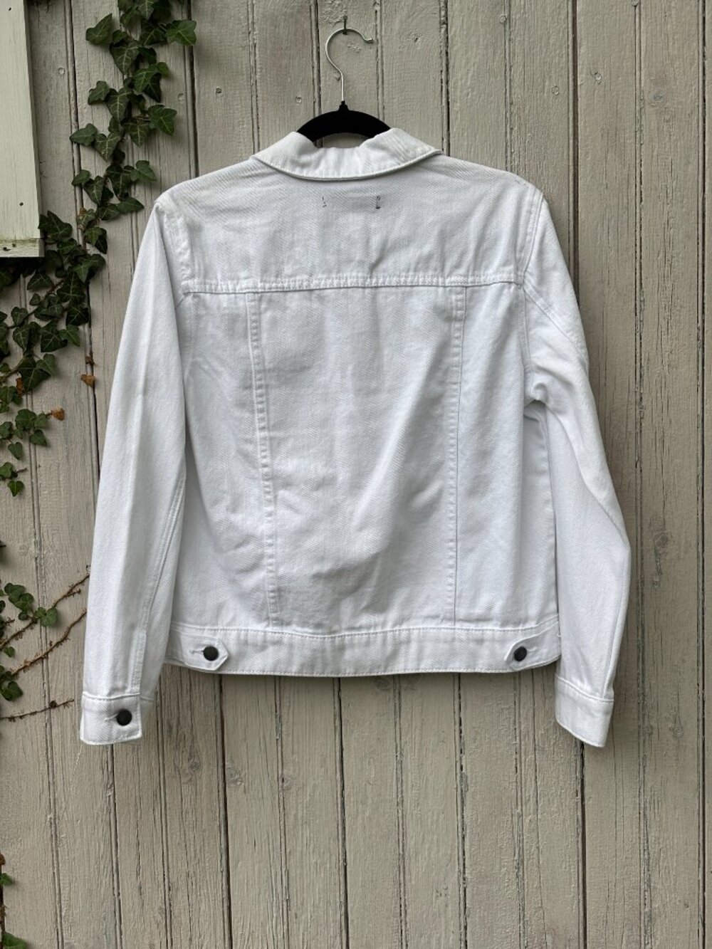 NWT Blank NYC Sometimes Social White Denim Jacket Size Small - Picture 2 of 6